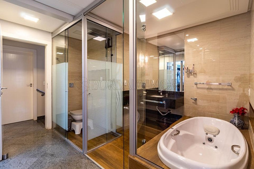 Imagem 19 de 30 de Asa Sul Shigs, Casa Com Elevador Para Carro, 358m², 4 Quartos Sendo 1 Suíte! Aceita Financiamento E Permuta. - Villa132659