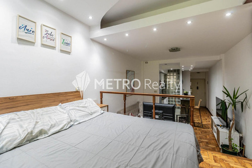 Venta De Departamento Con Balcón En Las Cañitas