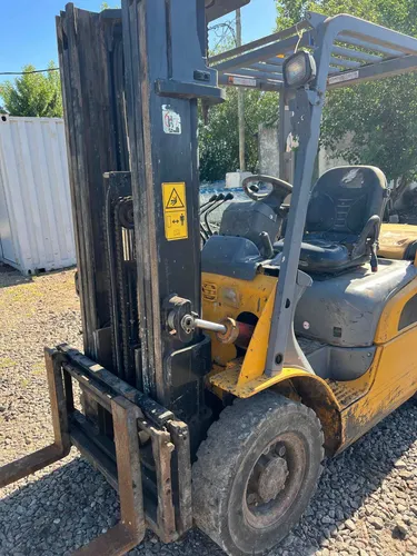Autoelevador Cat Dp25n 2500kg 2.5tn