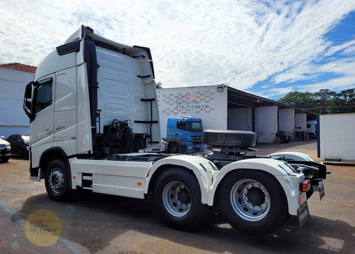 Volvo Fh 460 6x2 Ano 2020/21 Globetrotter I-shift