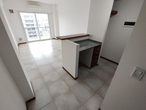 Alquiler Monoambiente Balcón V Luro Amenities