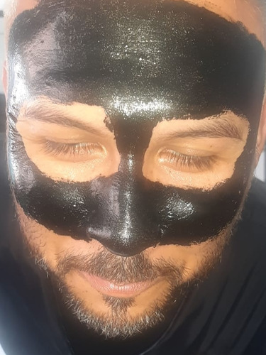 Mascarilla Facial De Carbón Activado