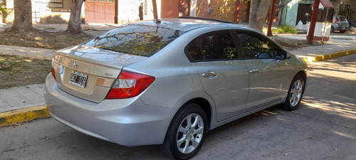 Imagen 9 de 15 de Honda Civic Exs
