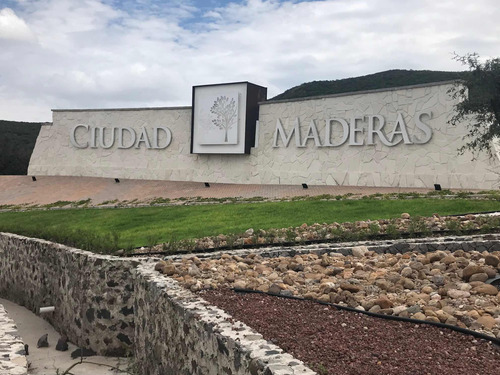 Terreno En Ciudad Maderas Montaña