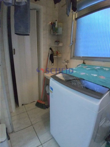 Imagem 9 de 15 de Ótimo Apartamento, Excelente Localização, Com Armários Embutidos, Vaga Subsolo. - Mr81080
