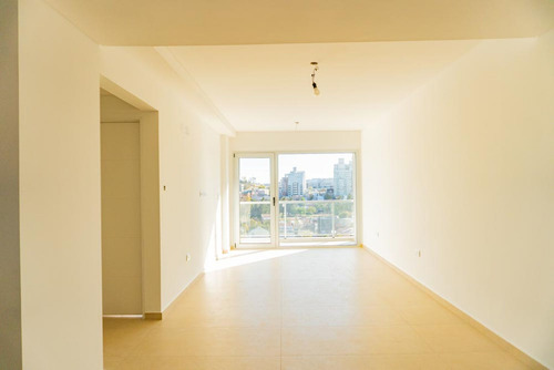 Imagen 2 de 19 de Depto 1 Dormitorio Con Balcón En Bº Santa Genoveva
