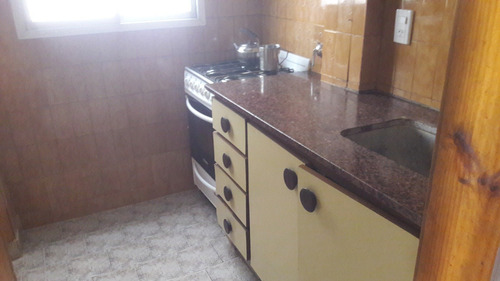Imagen 16 de 18 de Departamento De 2 Ambientes Bolívar Esq Güemes