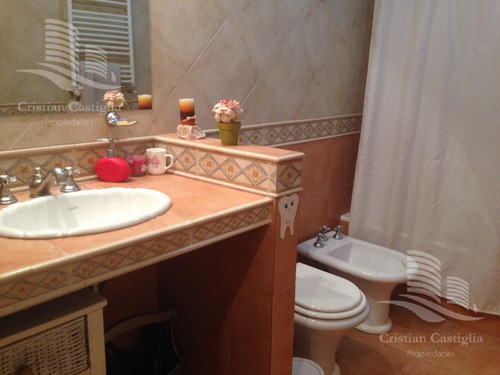 Casa - Venta - 5 Ambientes - Valle Claro - Benavidez - Tigre