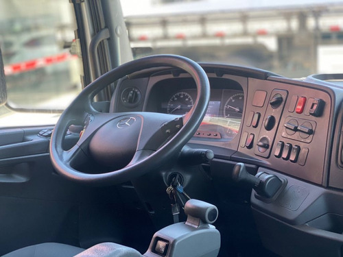 Imagem 15 de 15 de Mercedes-benz Atego 3030 Teto Alto Aut Bi-truck 8x2 2019