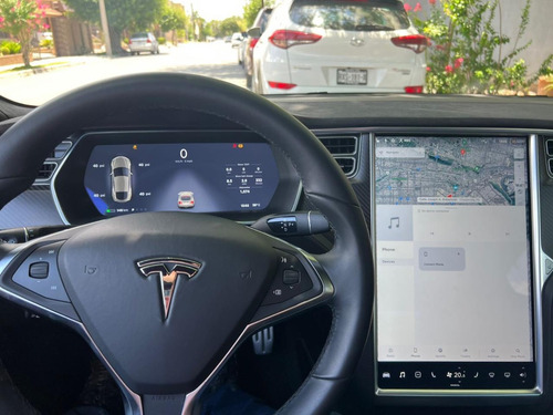 Tesla MODEL S P90D