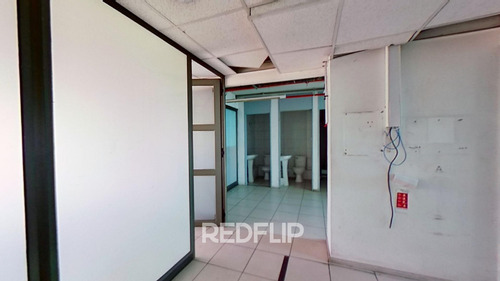 Imagen 17 de 18 de Oficina O Local 530 M2 | Mall Plaza Alameda