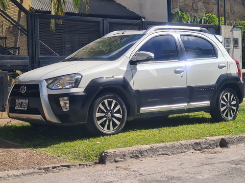 Toyota Etios 1.5 Cross