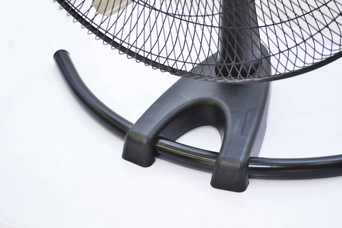 Imagen 2 de 4 de Turboventilador De Pie 18 Protalia 90w