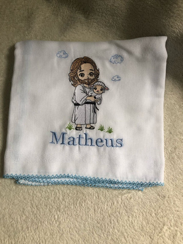 Fralda De Passeio Bordada Com Picueta - Jesus Ovelhas
