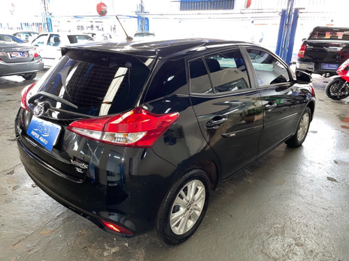 Imagem 3 de 7 de Toyota Yaris Xl Plus 1.3 Preto 2019