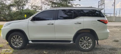 Toyota Fortuner 2.8l