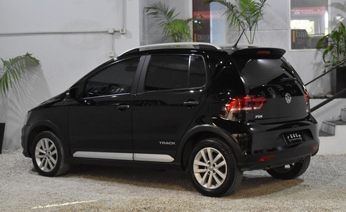 Fox Track 1.6 Msi Nafta 2016 Color Negro Excelente Estado!!