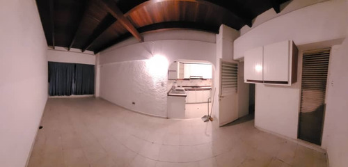 Imagen 2 de 13 de Apartamento En Alquiler Villa Hermosa Urb. Parque El Retiro 3 Habitaciones 2 Baños