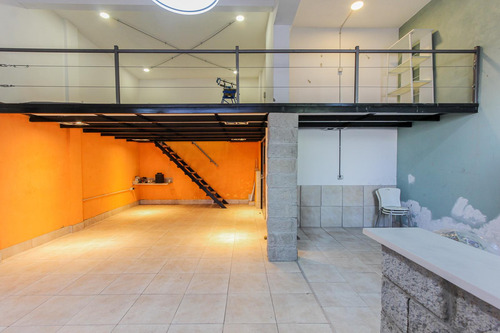 Galpon 74 Mts. Apto Comercial. Boedo. Acepta Departamento En Mar Del Plata.