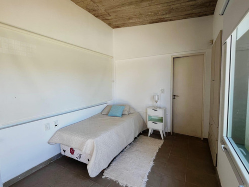 Casa En Venta - 3 Dormitorios 2 Baños - Pinamar