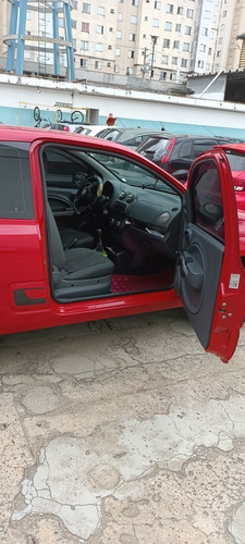 Imagem 7 de 8 de Fiat Uno 2012 1.0 Vivace Flex 3p