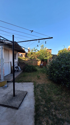 Casa A La Venta! 3 Dormitorios.