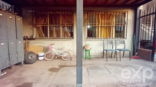 Departamento En Venta De 2 Dorm. La Ermita Ii, Lo Barnechea