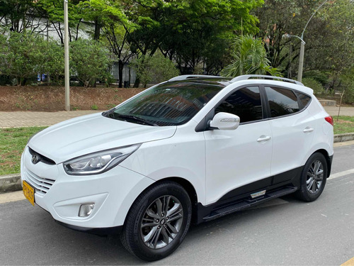 Hyundai TUCSON IX-35 2.4l