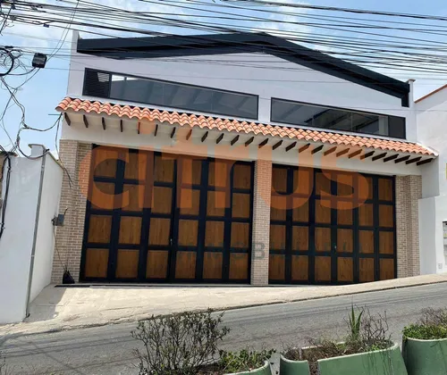 Bodegas En Arriendo Centro 643-8182171