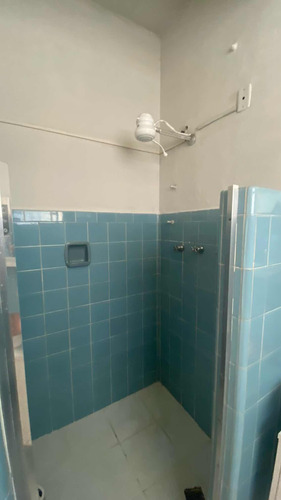 Vende-se Apartamento De 2 Quartos Em Icaraí