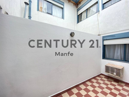 Imagen 4 de 30 de Venta Departamento Pb 2 Ambientes Con Patio - Villa Luro