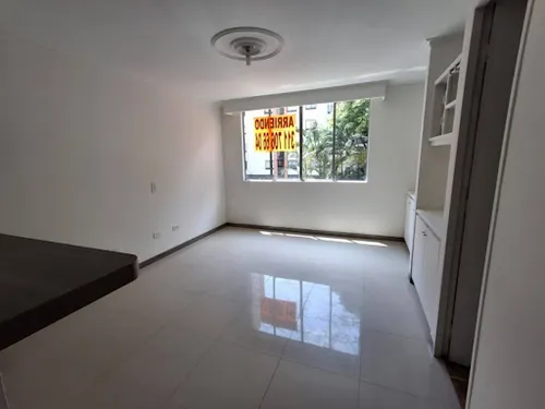 Apartaestudio En Arriendo Los Colores