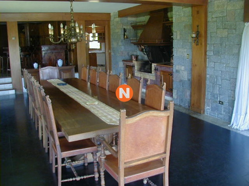 Casa En Venta Y Alquiler, Pinares, Punta Del Este, 5 Dormitorios.- Ref: 205047