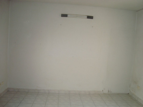 Imagen 9 de 19 de Oficina En Alquiler En San Miguel