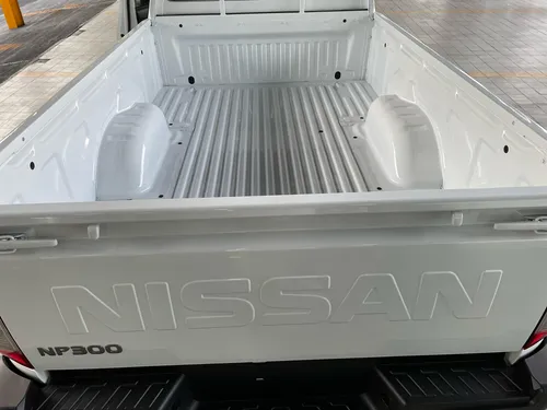 Nissan NP300 2.5 Pick Up Mt Ac