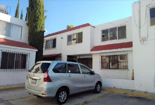 Imagen 1 de 10 de Casa Comercial En Renta En Jardines De La Hacienda, El Jacal, Querétaro