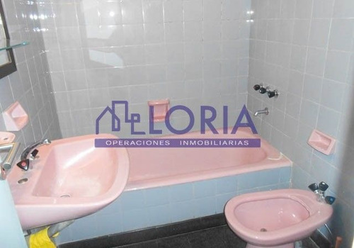 Imagen 18 de 19 de 4 Ambientes - 2 Baños - Muy Luminoso.-