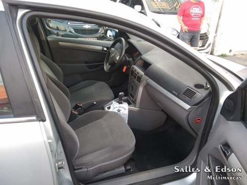 Imagem 10 de 14 de Gm Vectra Sedan Elegance 2.0 Automatico Flex 2009