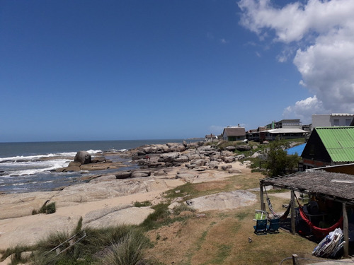 Imagen 3 de 15 de Cabaña Frente Al Mar - Las Rocas 2