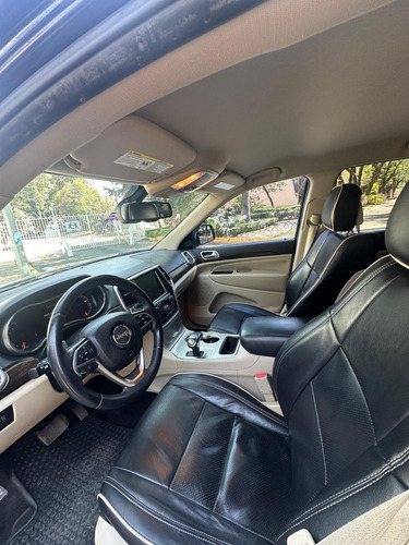 Jeep Grand Cherokee 3.6 Limited V6 4x2 At