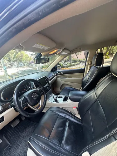Jeep Grand Cherokee 3.6 Limited V6 4x2 At