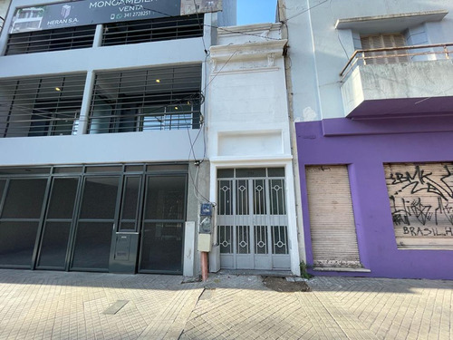 Venta Casa De Pasillo Unico En Barrio Parque