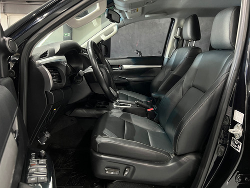 Toyota Hilux 2.7 Srv Cab. Dupla 4x4 Flex Aut. 4p
