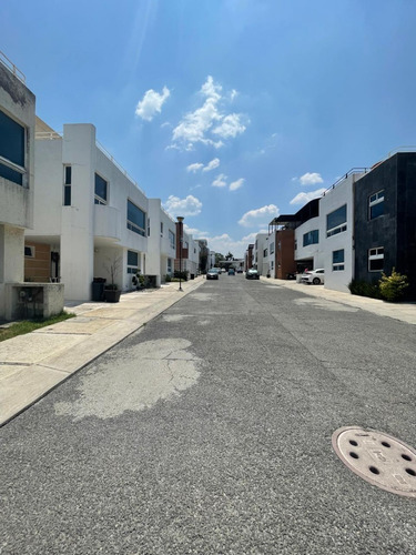 ¡hazla Tuya! Casa Para Remodelar En Fontana Residencial