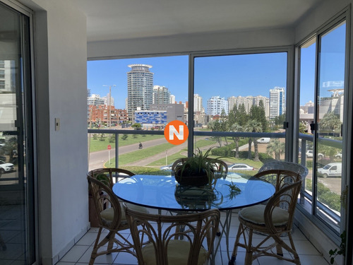 Venta De Apartamento De 3 Dormitorios En Mansa Punta Del Este 