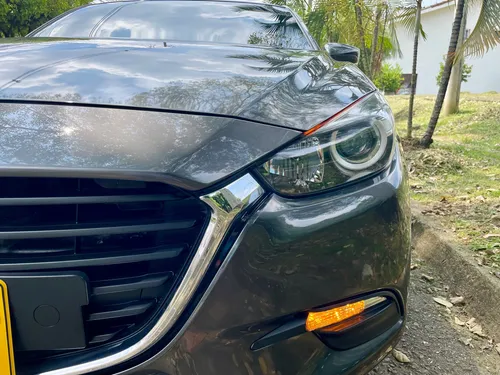 Mazda 3 2.0 Prime