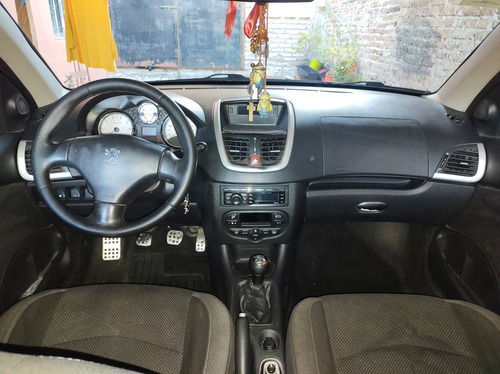 Peugeot 207 1.6 Feline 106cv