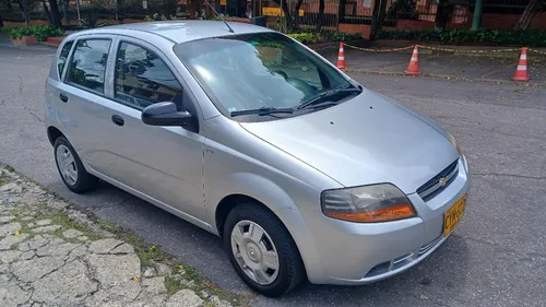 Chevrolet Aveo 1.6 Five