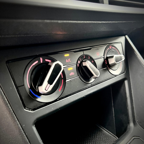Volkswagen Polo 1.0 MPI TOTAL FLEX MANUAL