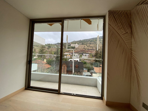 Dpto, 3 Dorm.+ 3 Baños + 3 Est. Manquehue Oriente, Nuevo